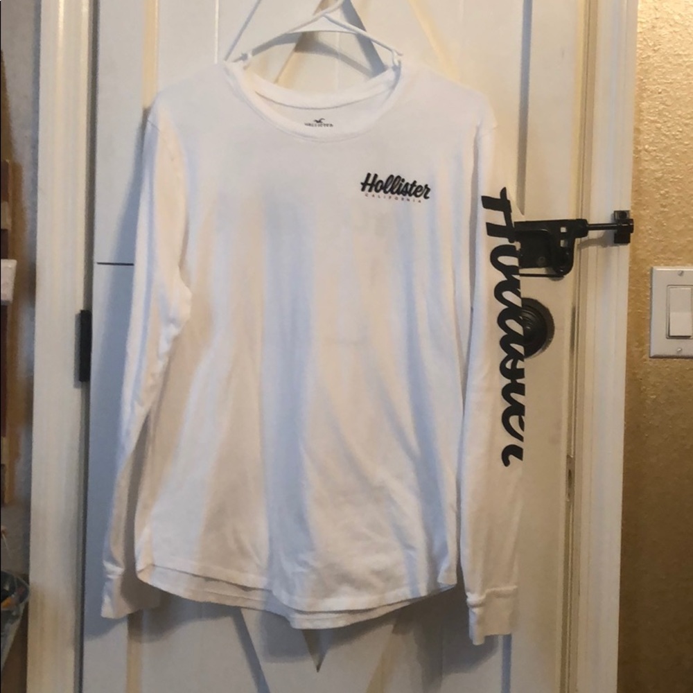 Hollister long sleeved t-shirt never worn
